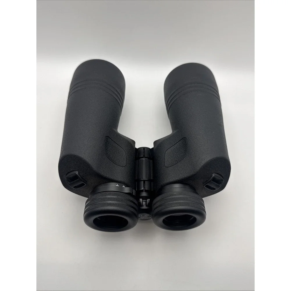 REDFIELD OPTICS RENEGADE 10X50 WATERPROOF BINOCULARS W/Accessories